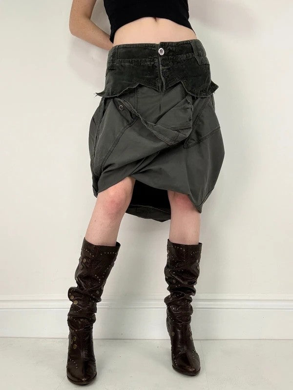 Marithé + François Girbaud adjustable button grey cargo skirt