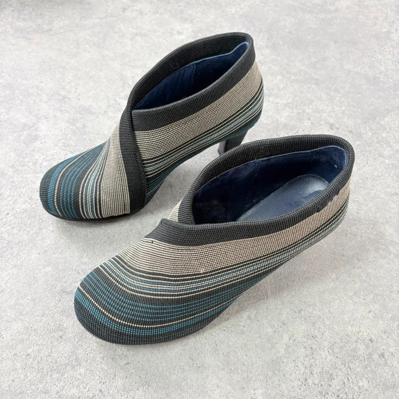 Striped heeled pumps