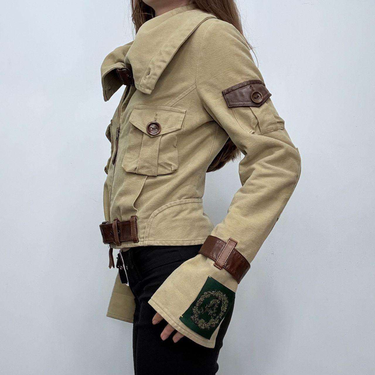 Buckle belted flared cargo jacket