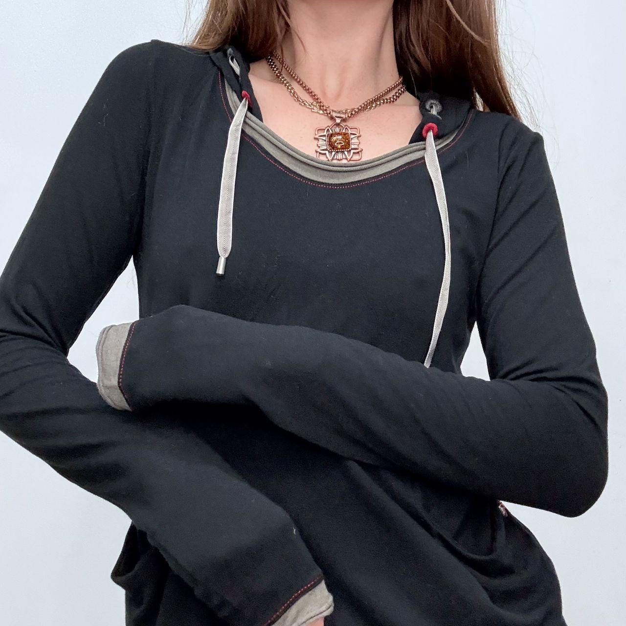 Black slouchy cop copine hooded top