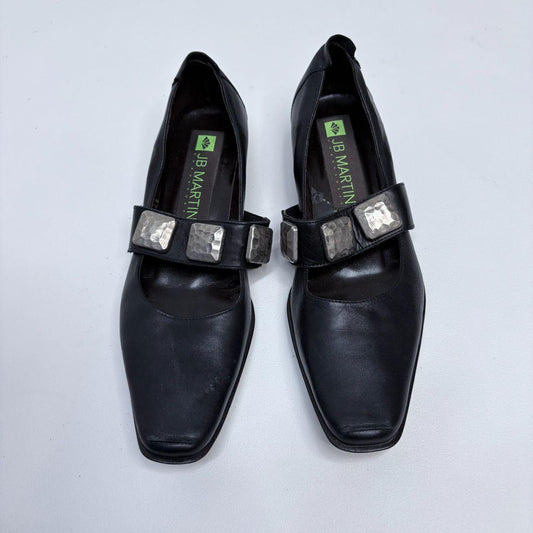 Black pointed studded ballet flats