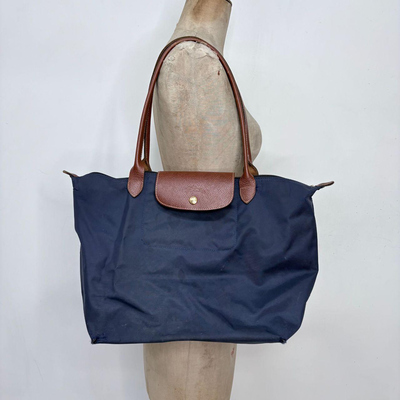 Blue longchamp medium bag
