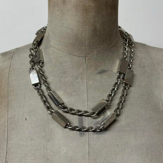 Chunky silver chain necklace
