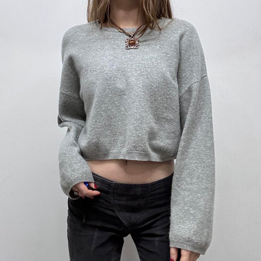 Slouchy cropped grey wool cashmere knit jumper