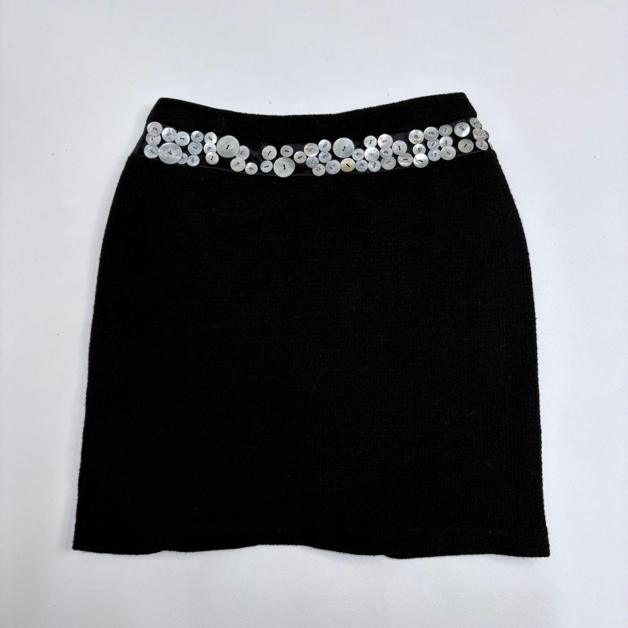 Black twee mother of pearl button skirt