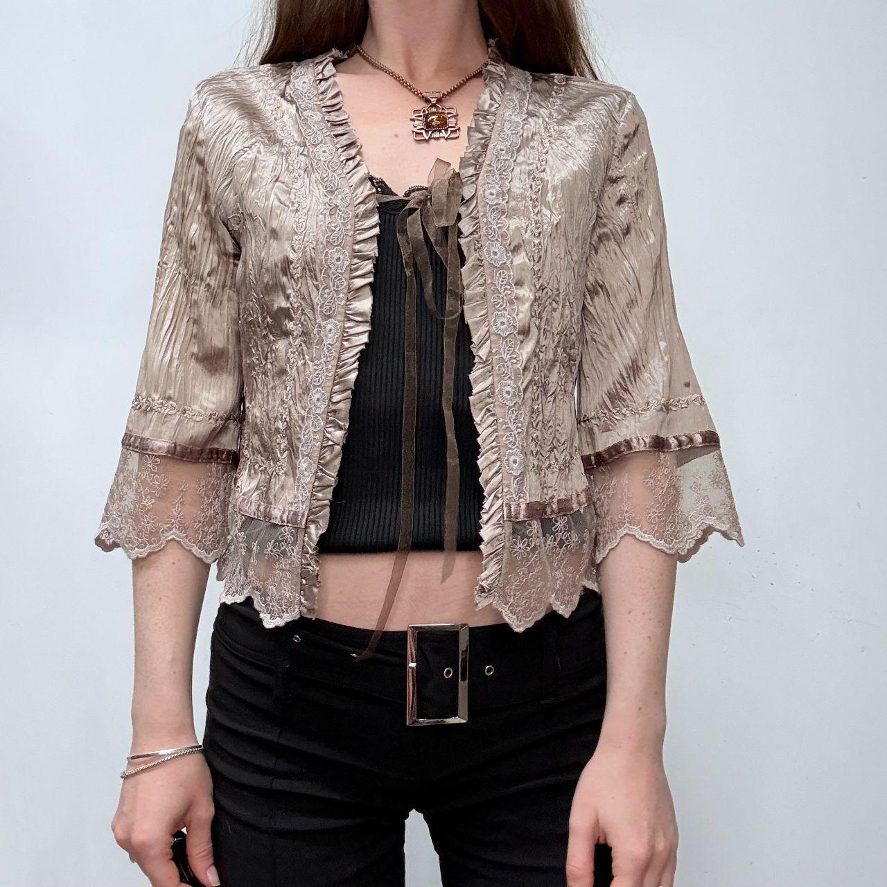 Cropped flutter crinkle fairy shirt