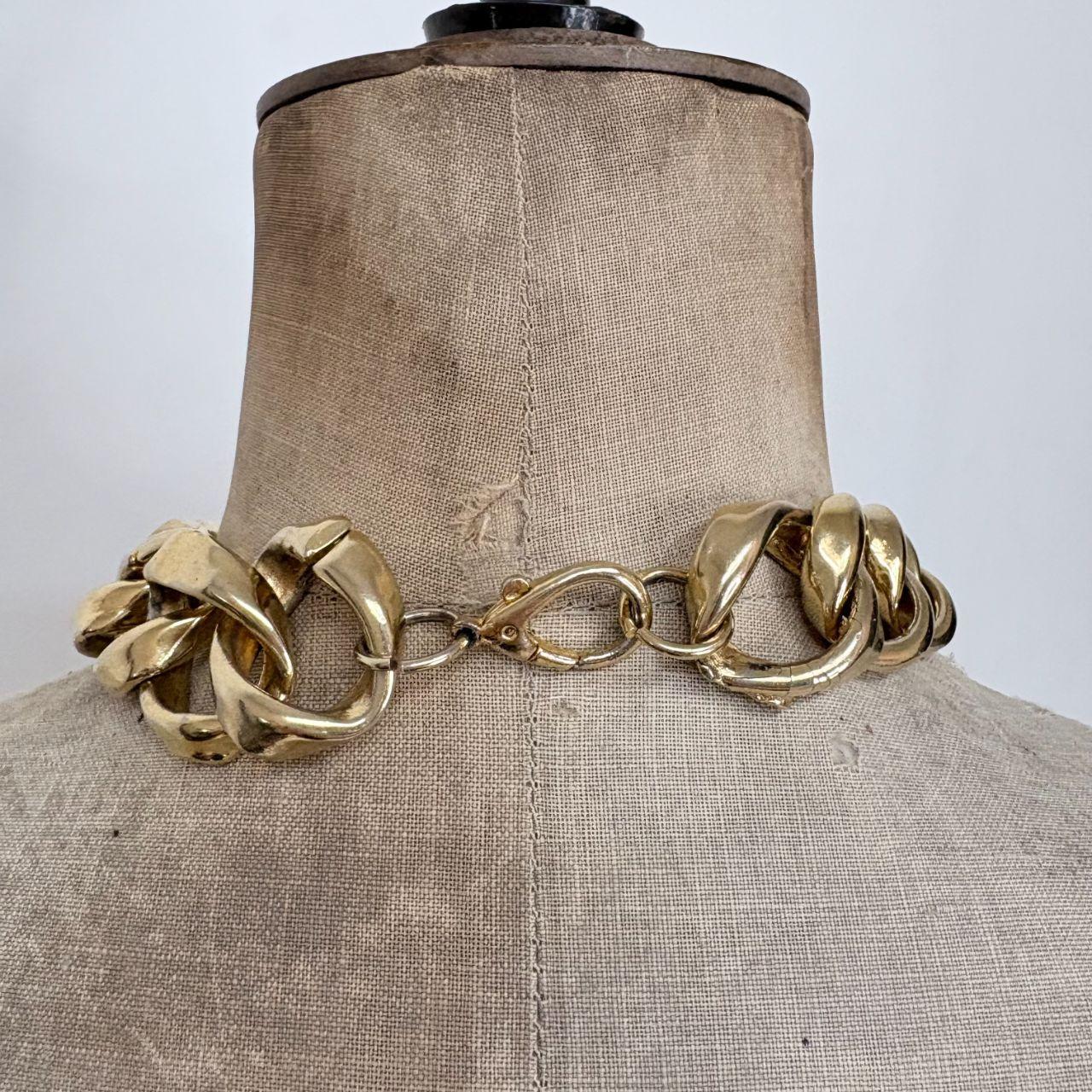 Oversized chunky gold chain necklace