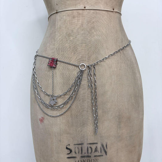Silver draped cop copine waist chain
