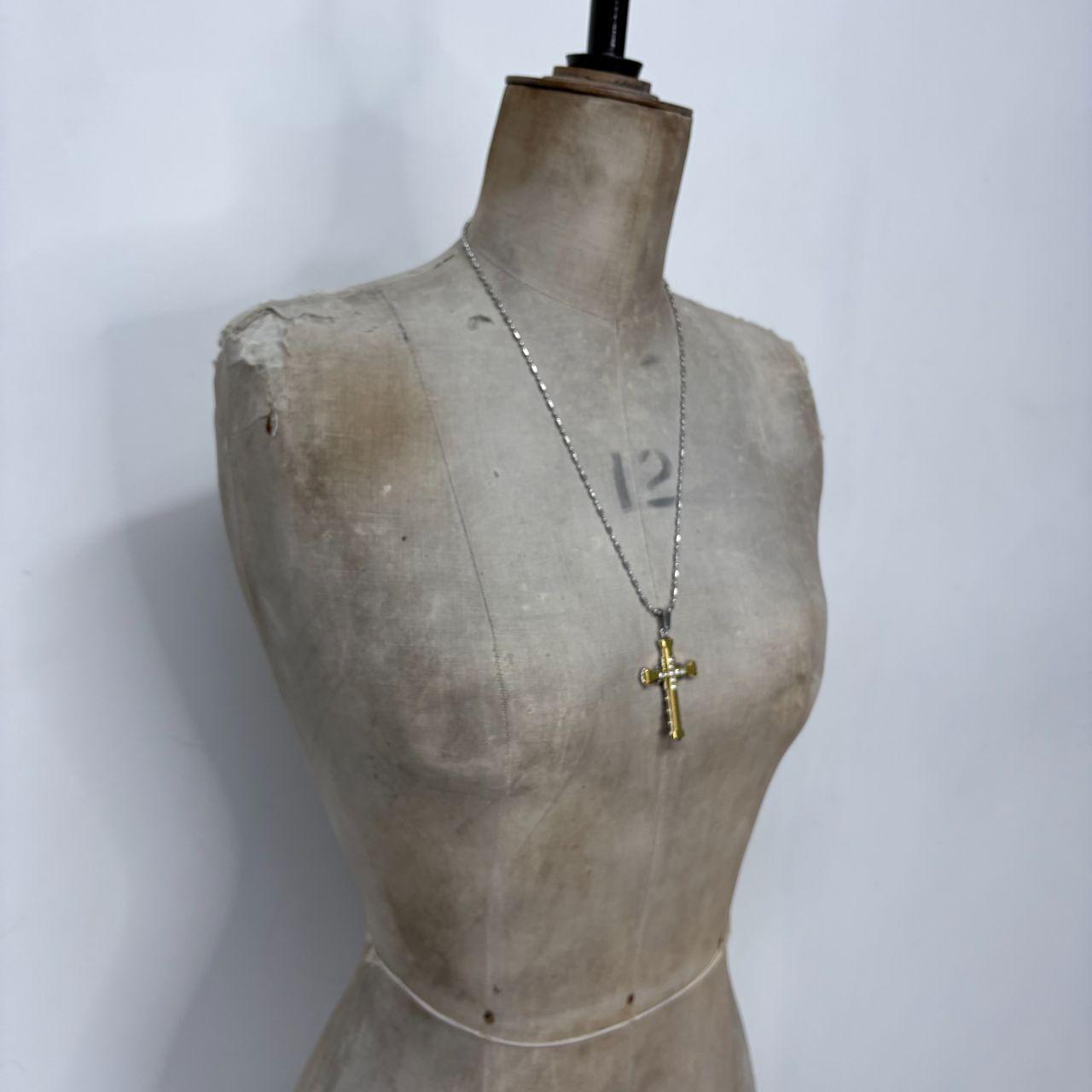 Chunky gold cross chain necklace