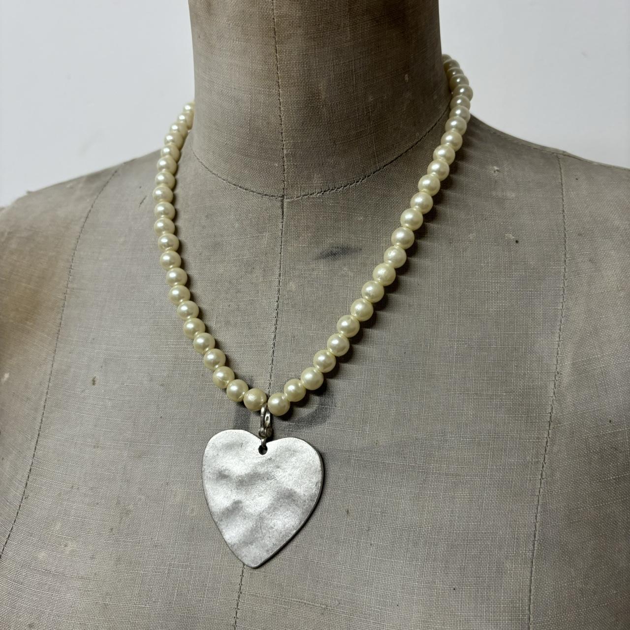 Hammered metal heart necklace