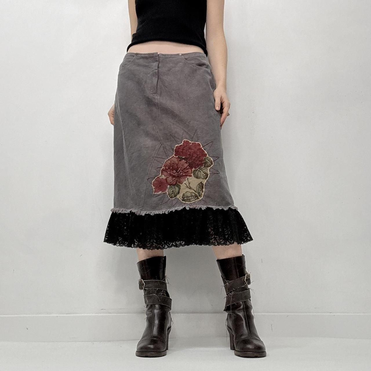 Ebroidered lace midi skirt