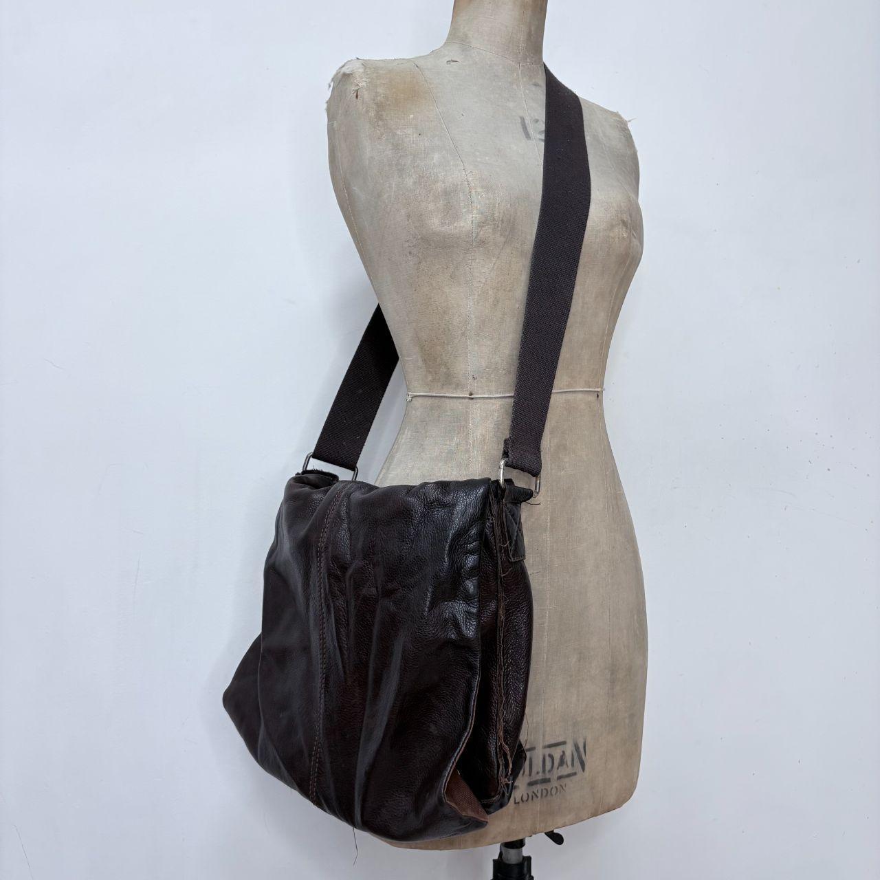 Brown leather slouchy hobo satchel bag