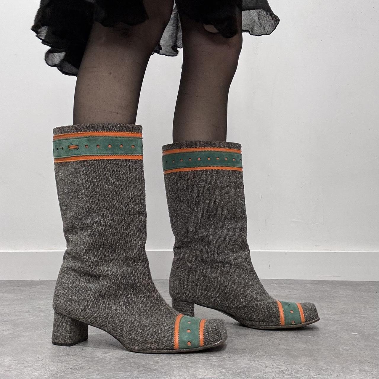 Square toe tweed boots