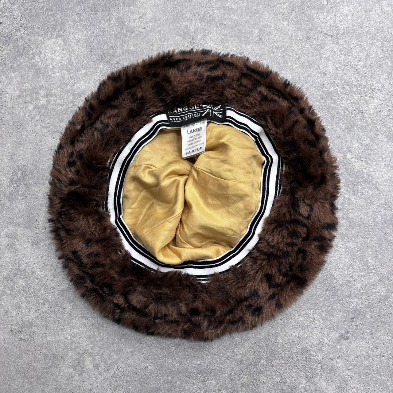 Leopard print fluffy bucket hat