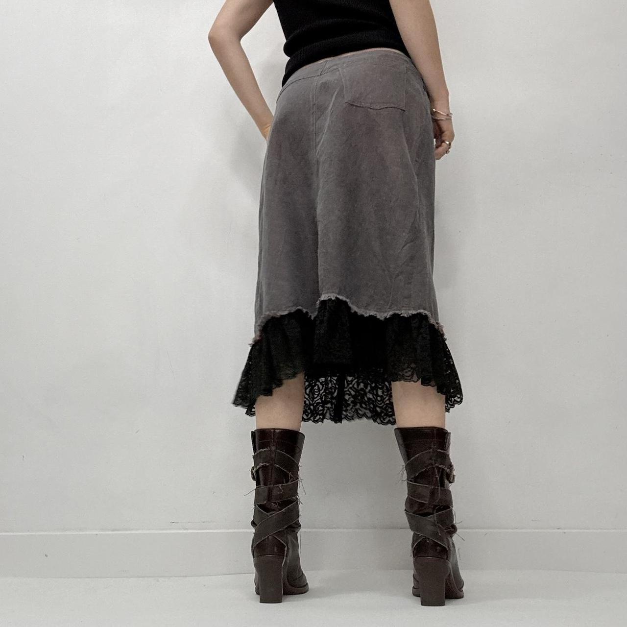 Ebroidered lace midi skirt