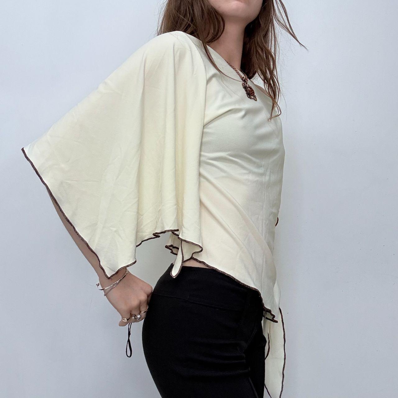 Asymmetric flutter jersey flared top