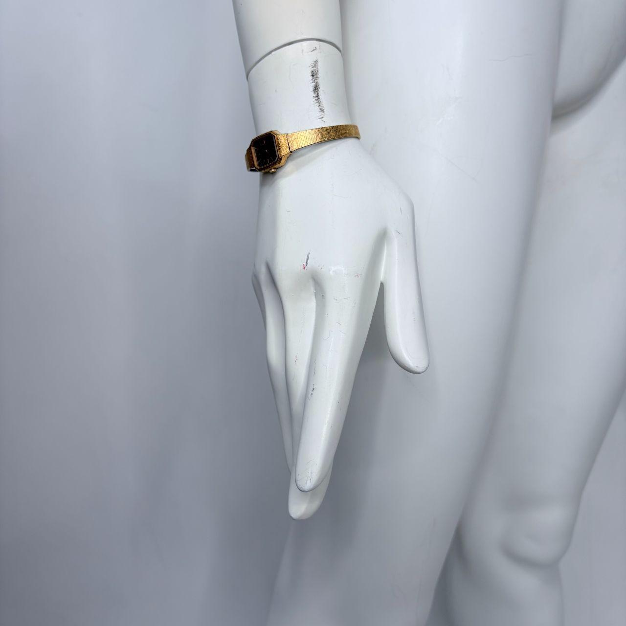 Vintage gold pulsar watch