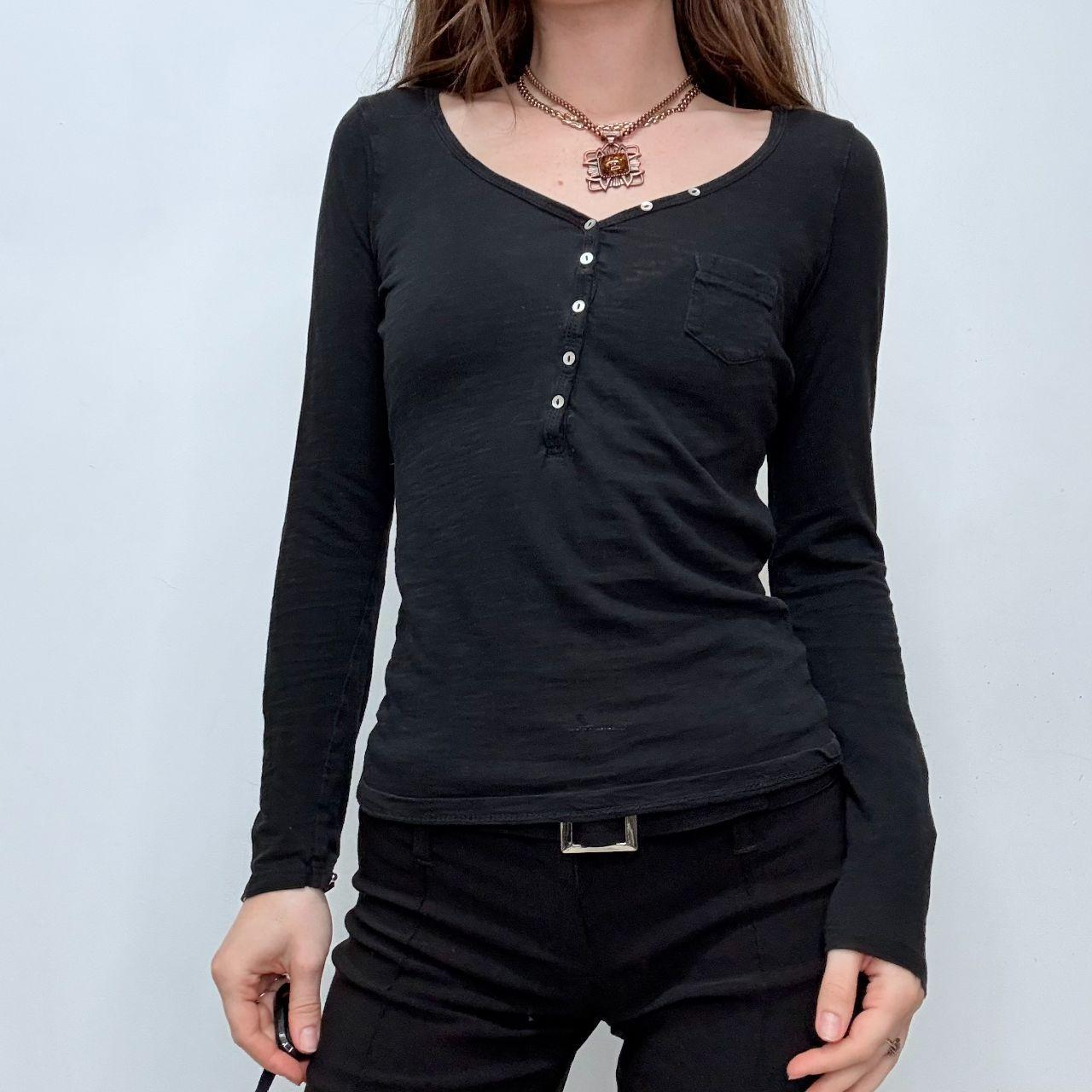 Black slouchy long sleeve button t-shirt
