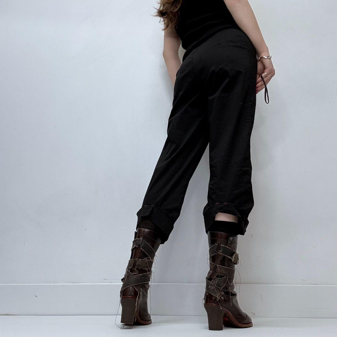 Black cropped structured capri pants