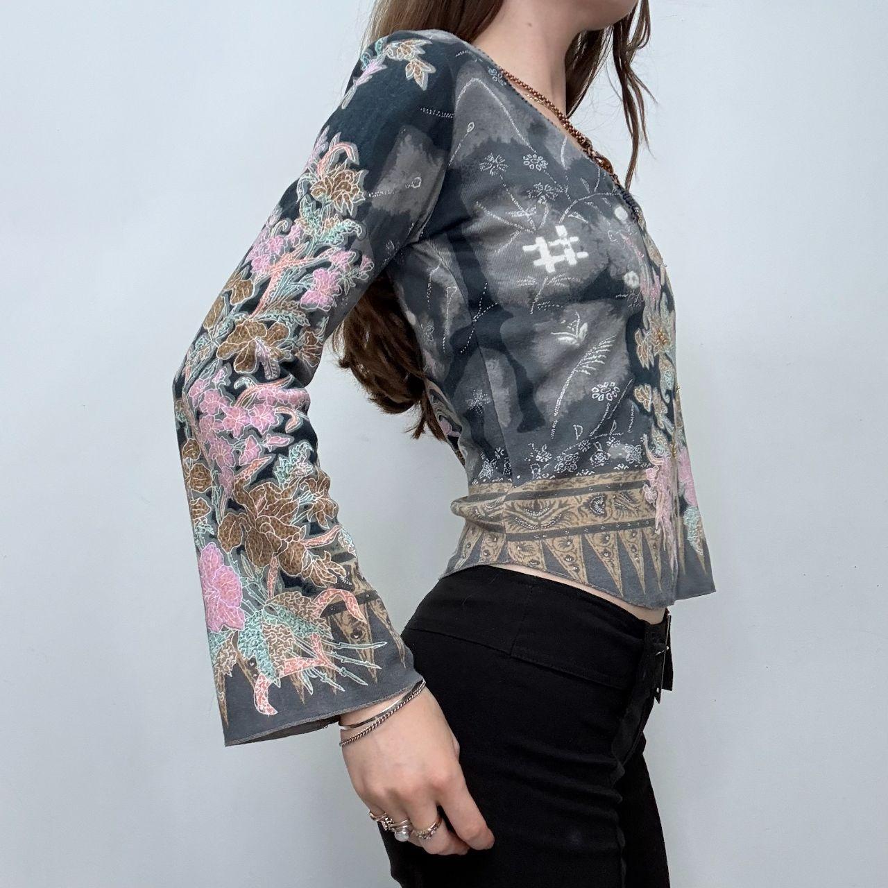 Graphic floral patterned flared top