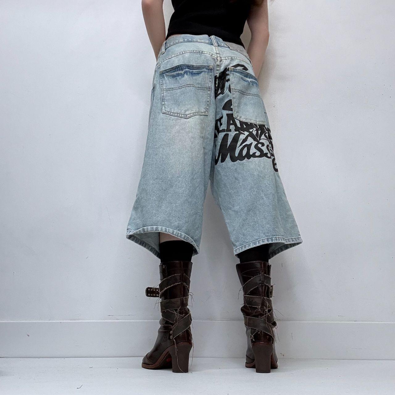 Oversized distressed denim baggy jorts