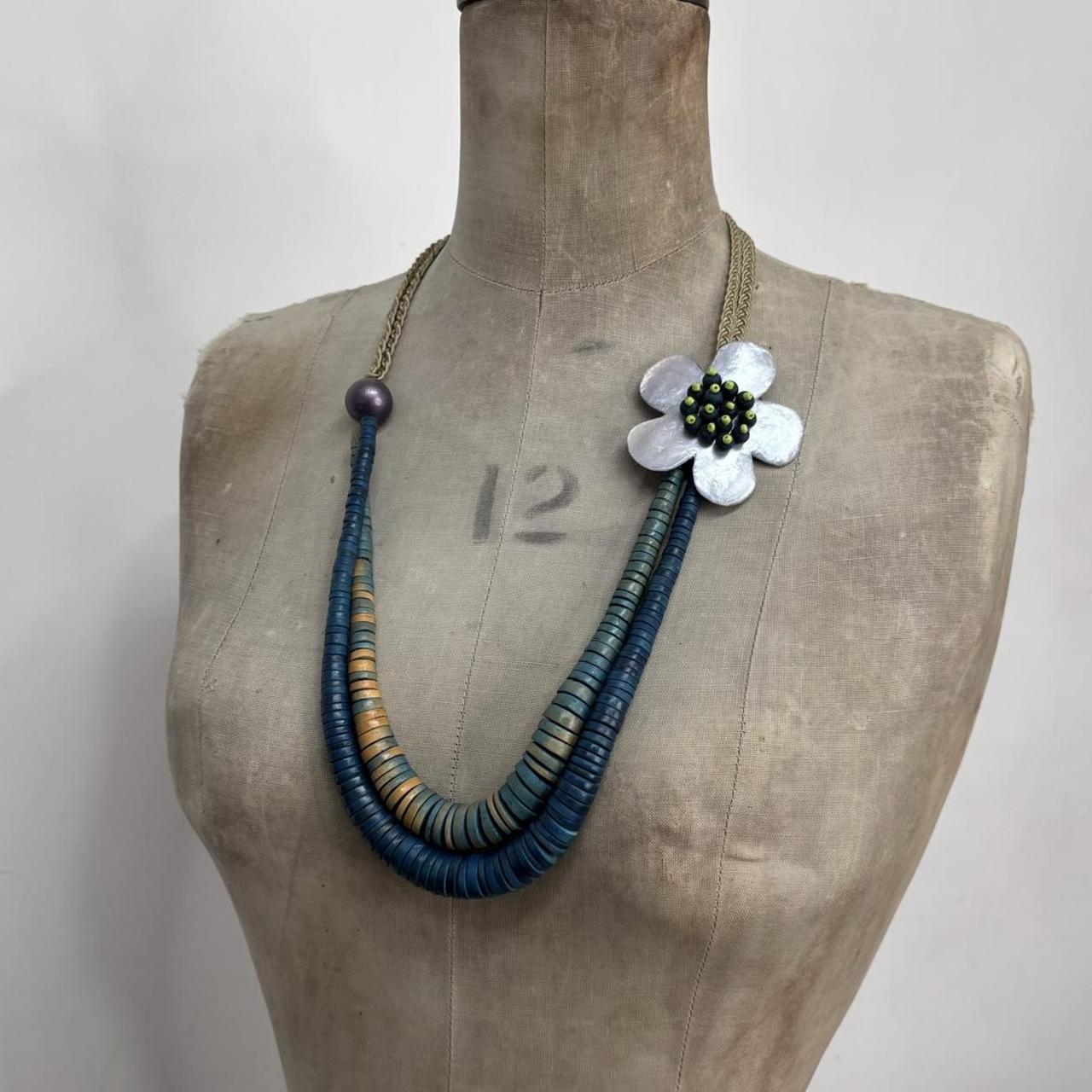 Long beaded flower necklace