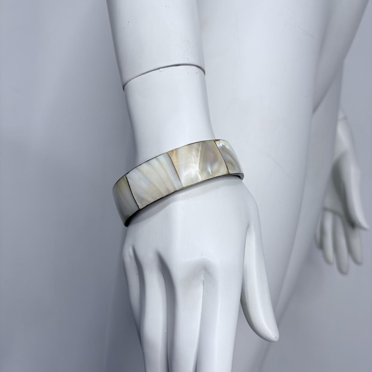 Chunky mother of pearl bangle Bracelet
