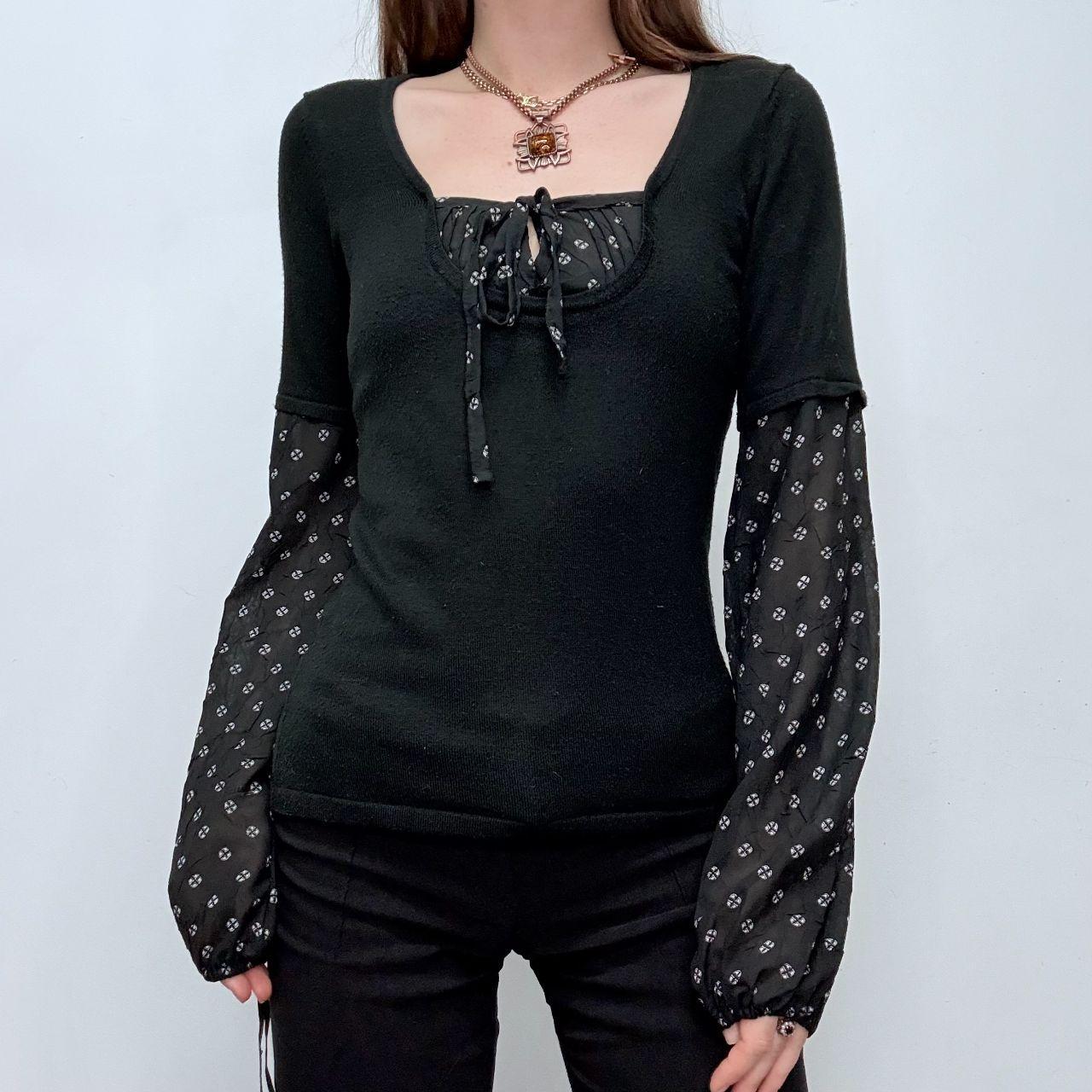 Black fitted flared puff shirt