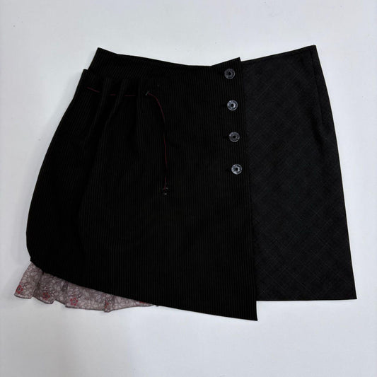 Black gathered pinstripe ruffle cop copine skirt