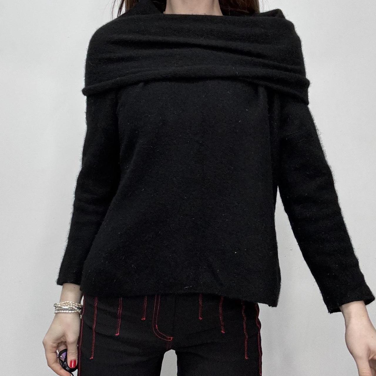 Black cashmere slouchy jumper