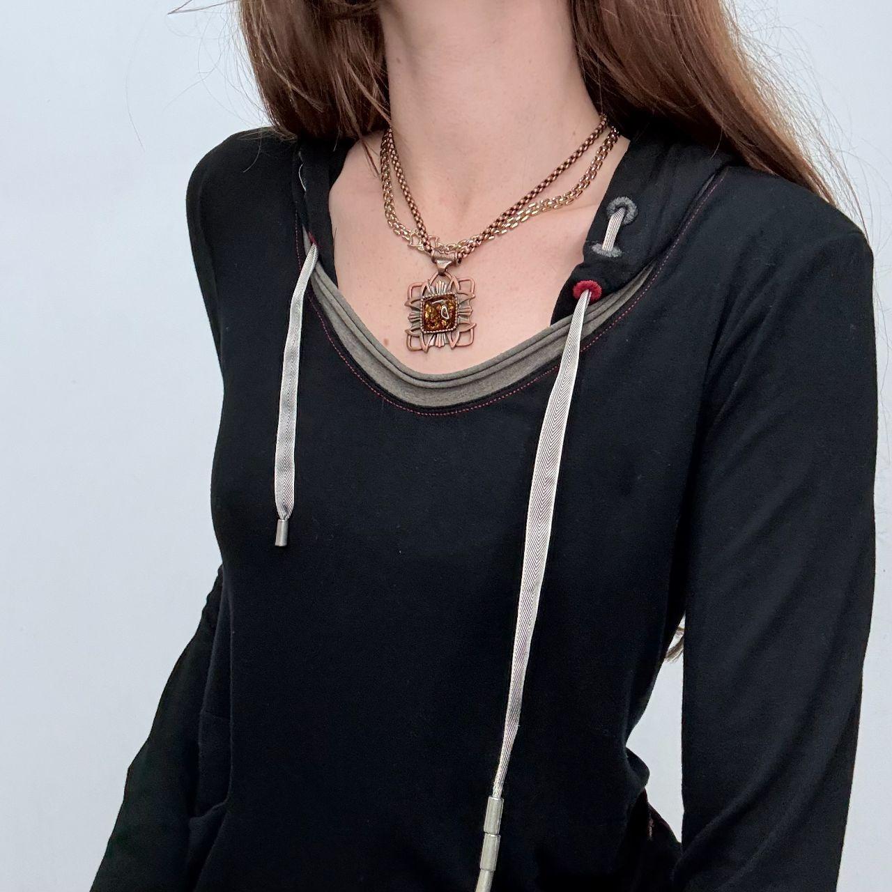 Black slouchy cop copine hooded top
