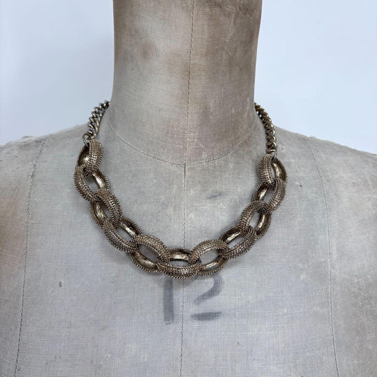 Chunky gold chain necklace