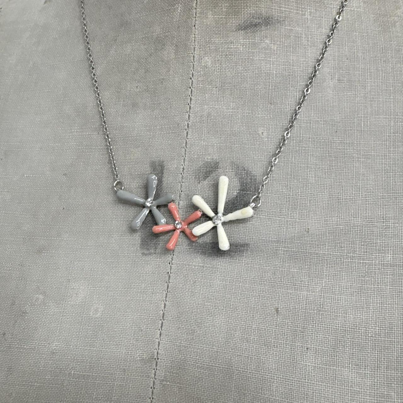 Silver flower pendant