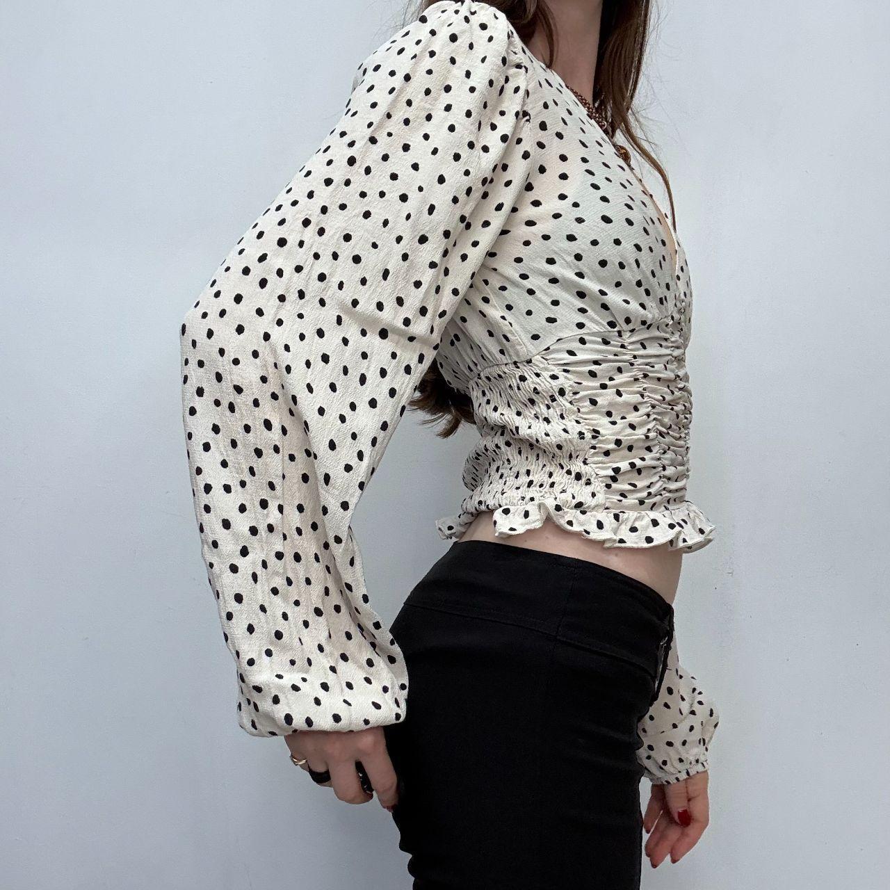 Polkadot puff gathered shirt