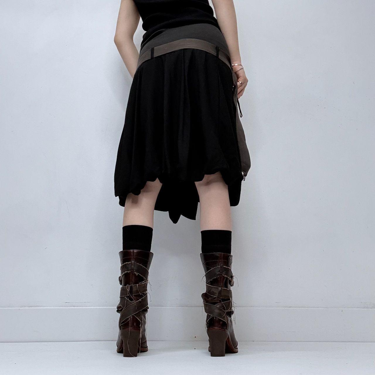 Low rise thick waistband cop copine skirt