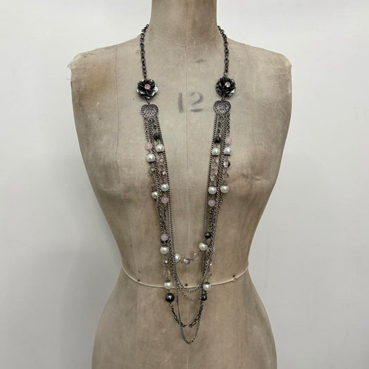 Silver metal layered necklace