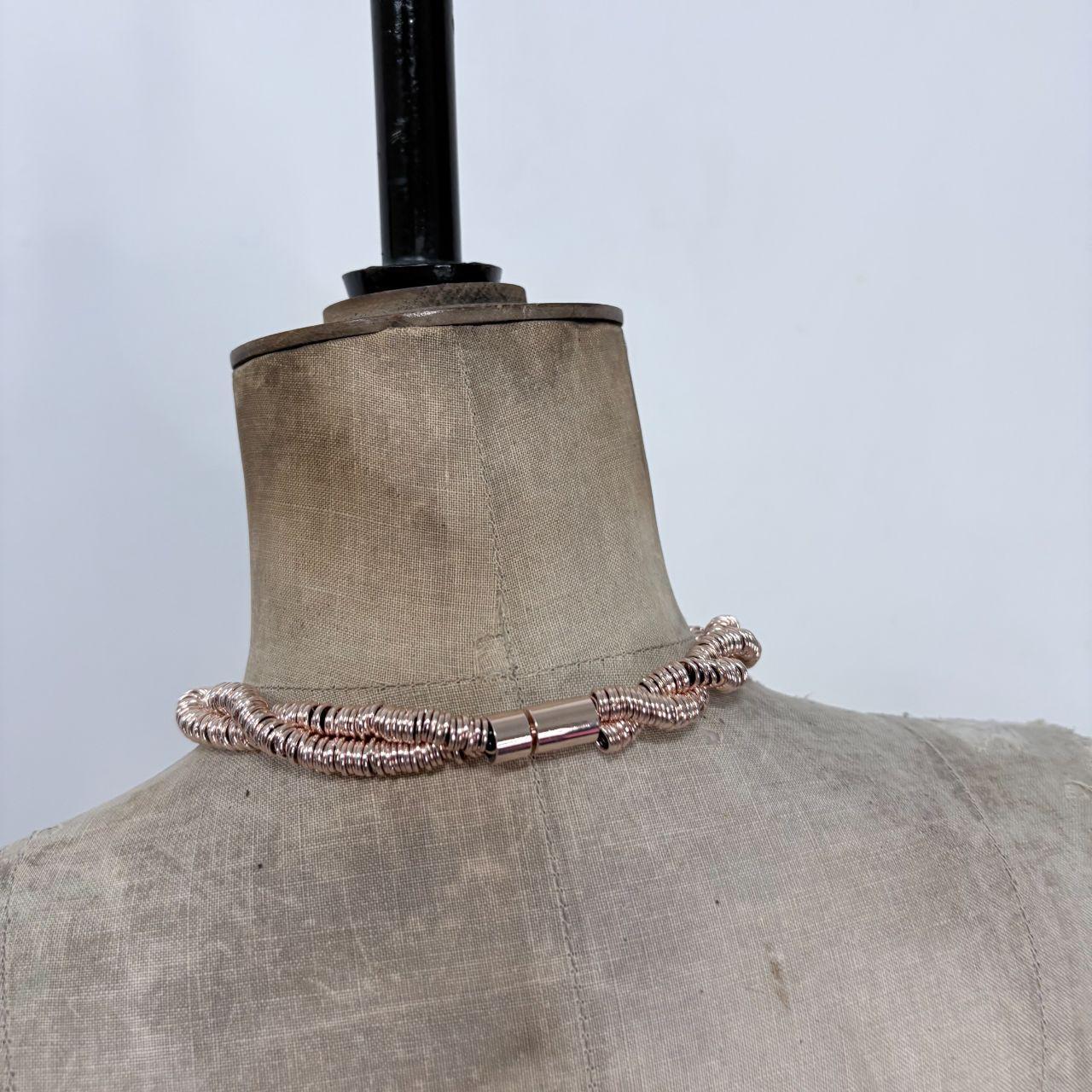 Rose gold twist minimalist necklace
