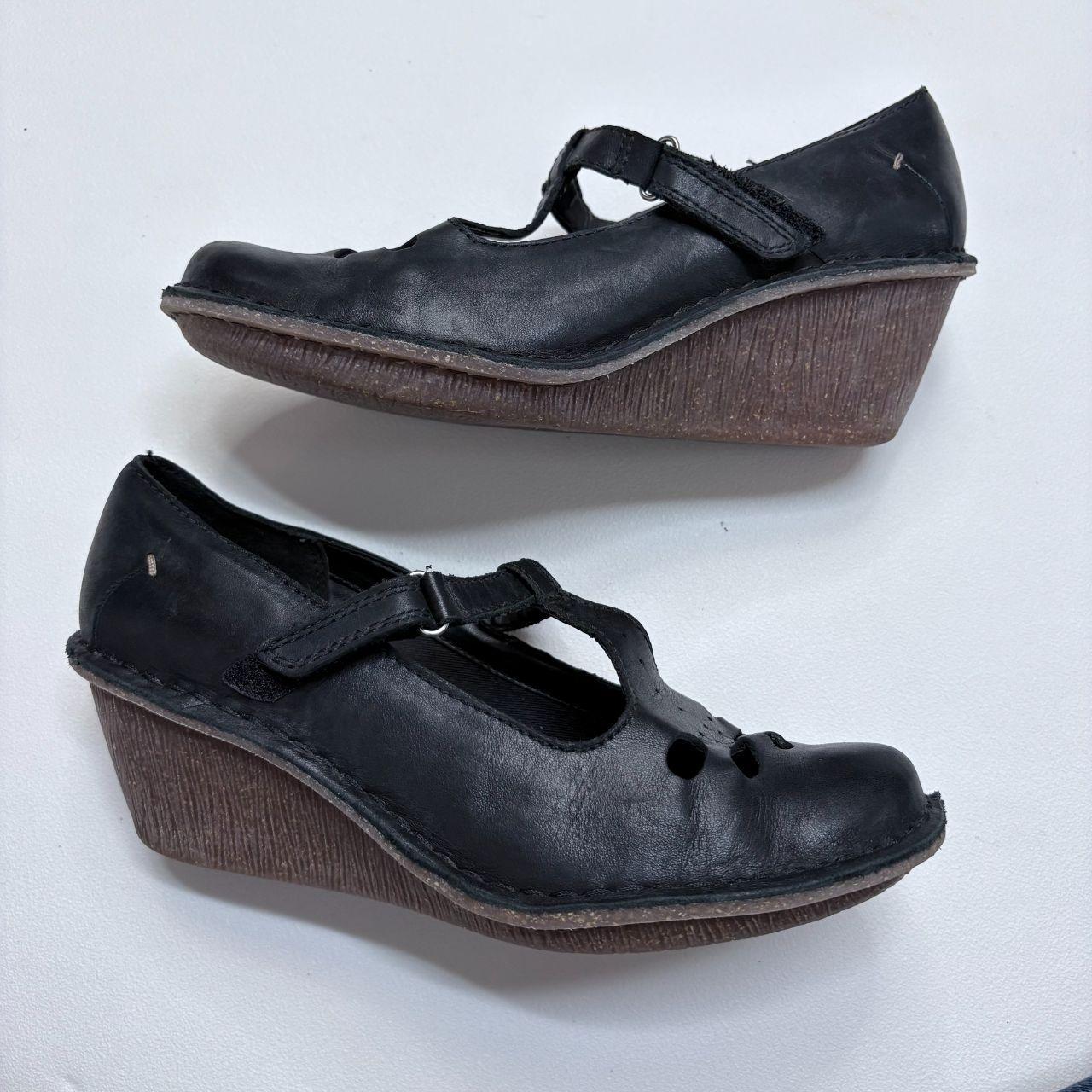 Black mary janes shoes