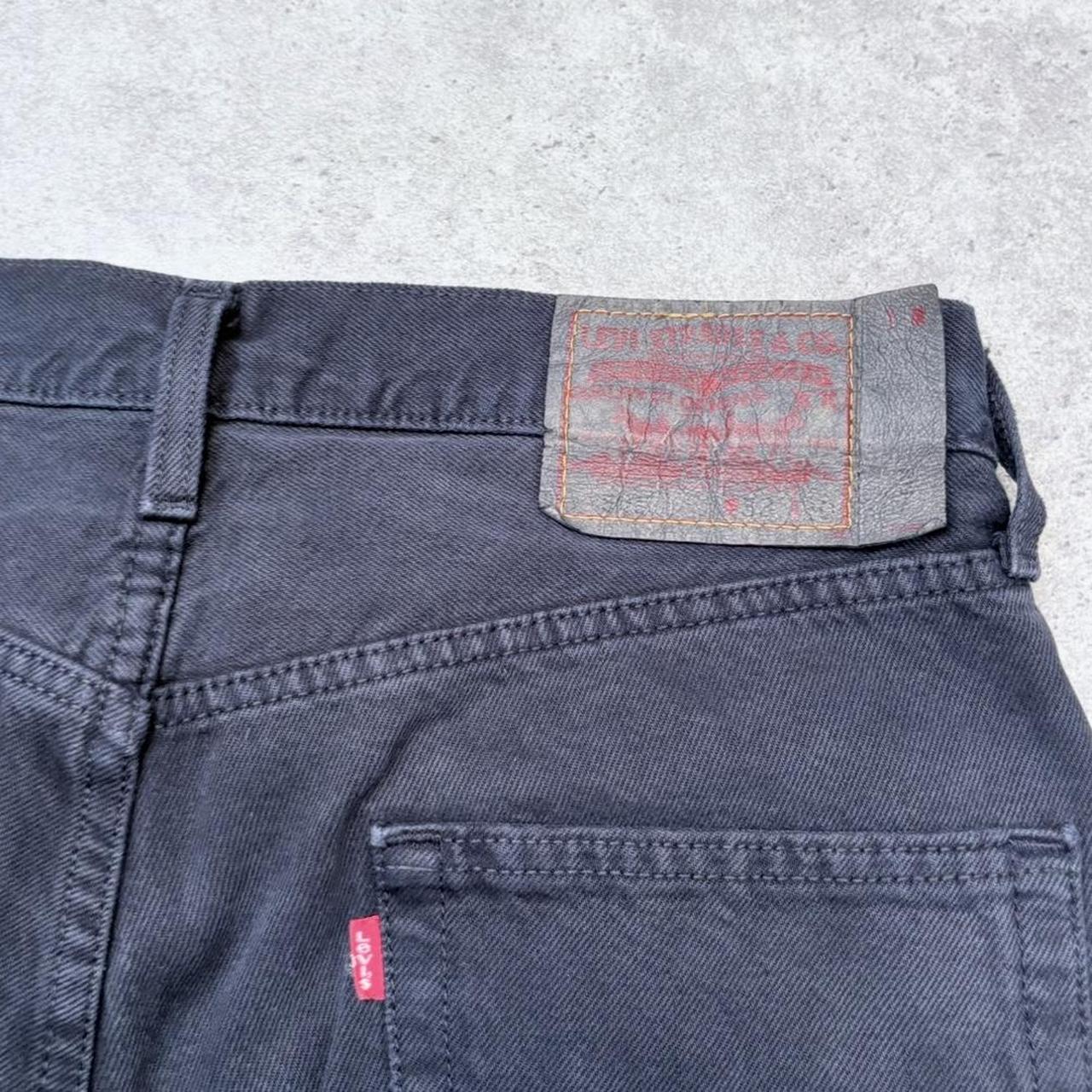 Navy wide-leg straight Levi's jeans
