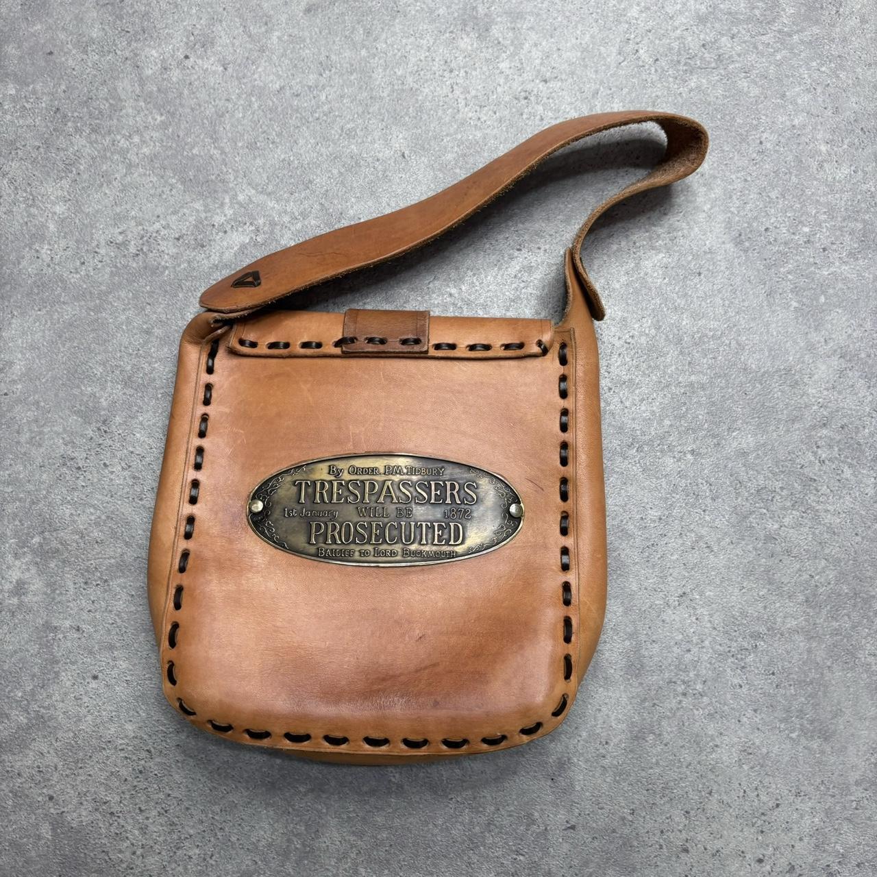 Tanned satchel leather shoulder bag