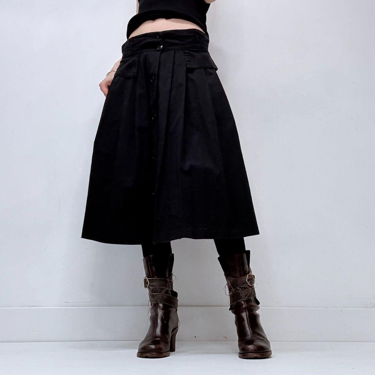 Pleated black flare skirt