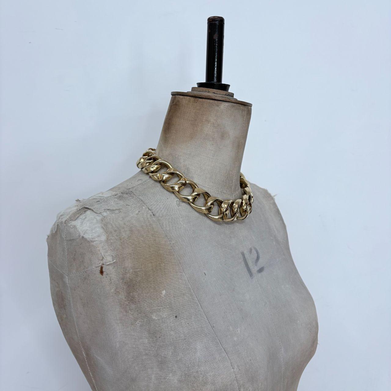 Oversized chunky gold chain necklace