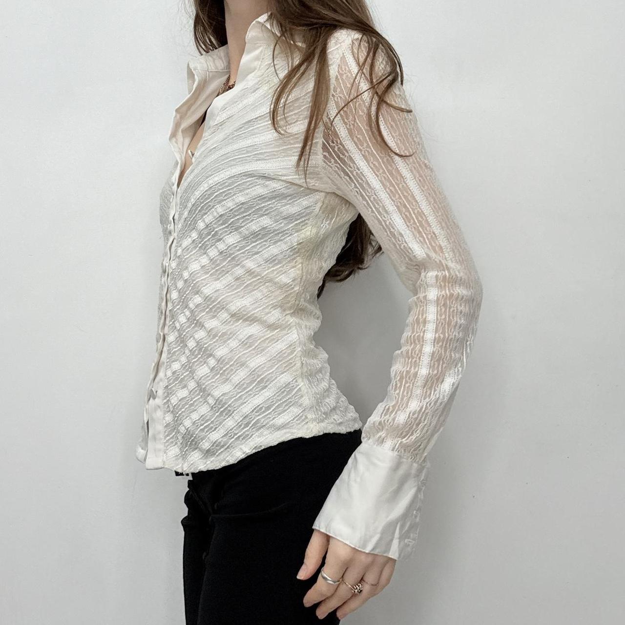 Lace fitted flared shirt