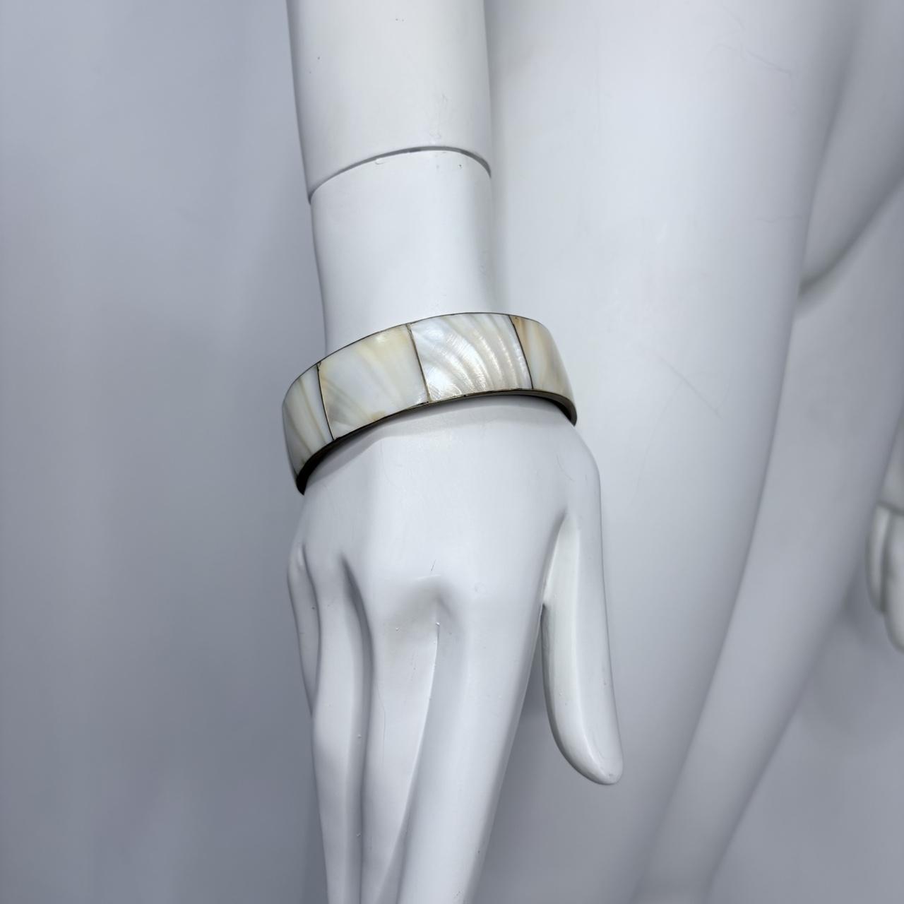 Chunky mother of pearl bangle Bracelet