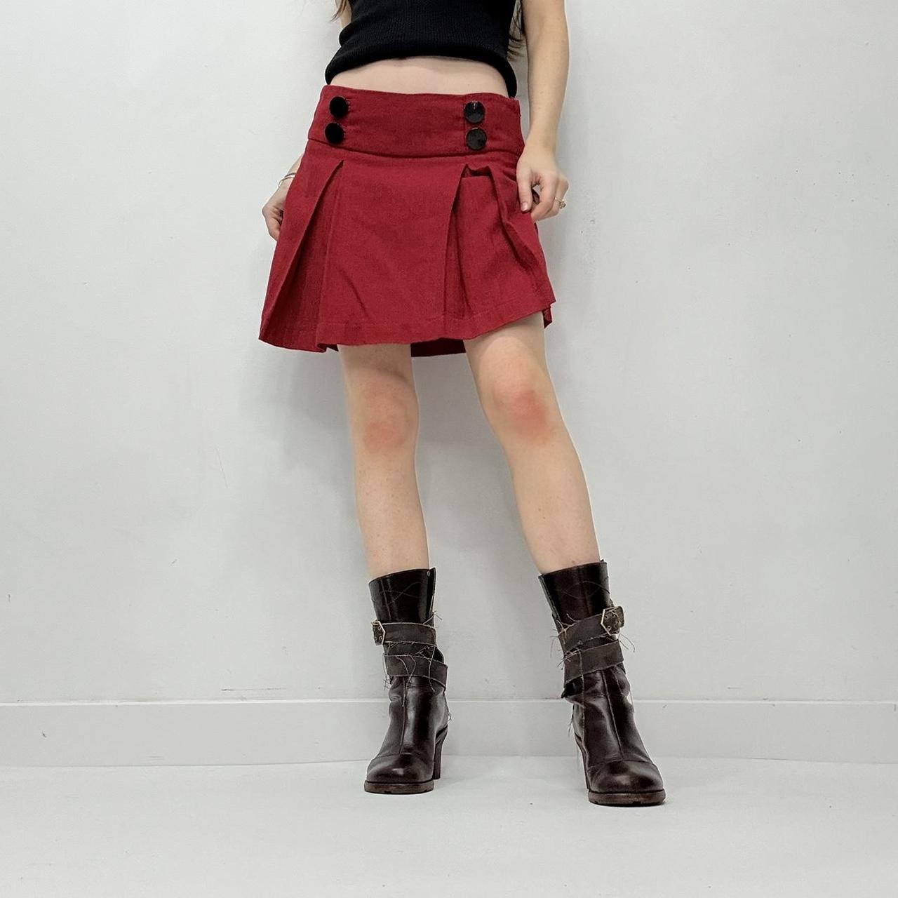 Red pleated preppy mini skirt