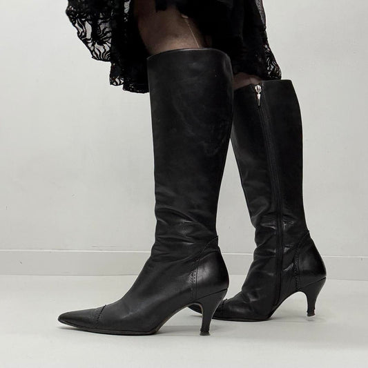 Black kitten heel boots
