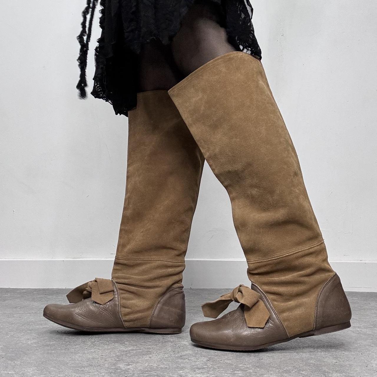 Tan leather bow boots