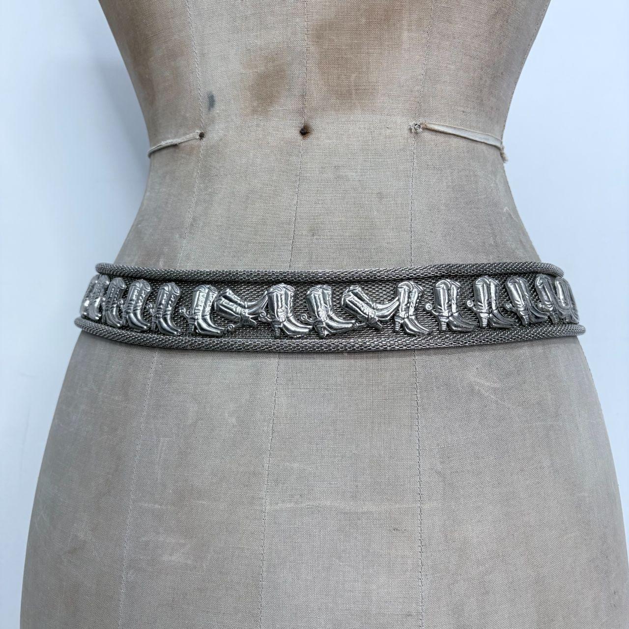 Western metal cowgirl silver belt