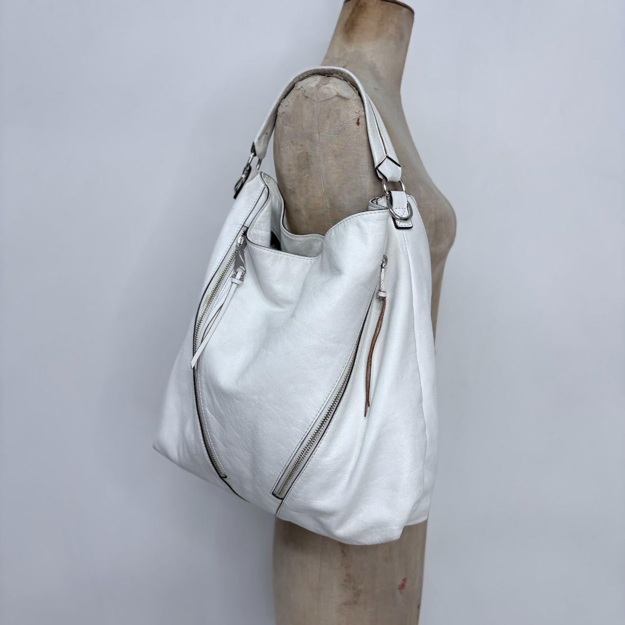 White leather slouchy shoulder bag