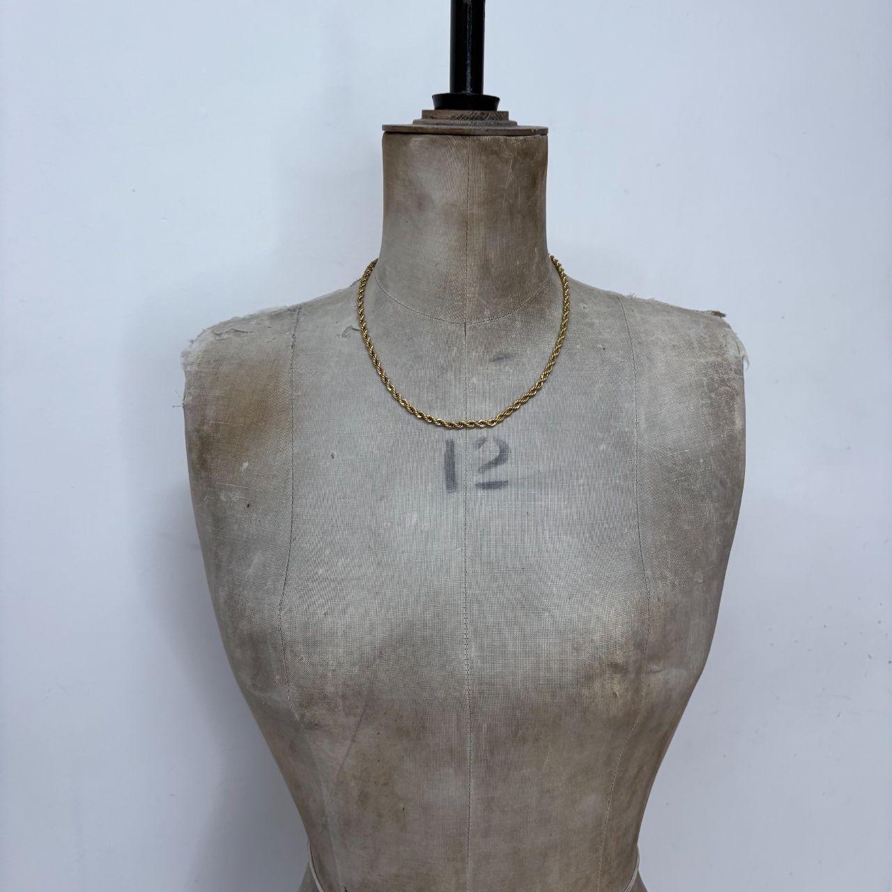 Gold twist chain necklace